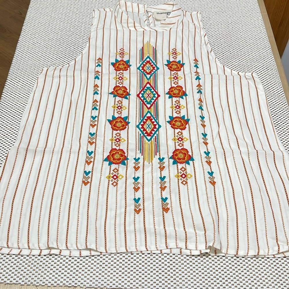 Savanna Jane Sleeveless Embroidered Top - Sz S